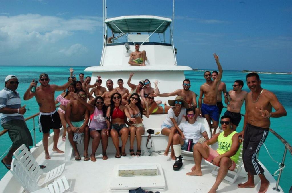 Alojamiento Cama Carpa Y Yate Isla La Tortuga Venezuela, Hotel Cayo Herradura Exterior photo